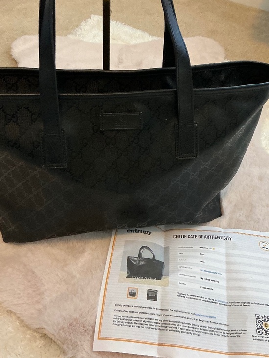 Gucci GM Black Monogram Tote - Picture 1 of 3